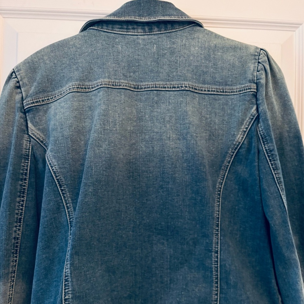White House Black Market Denim Jacket with Puff Shoulders Large WHBM - Picture 6 of 6